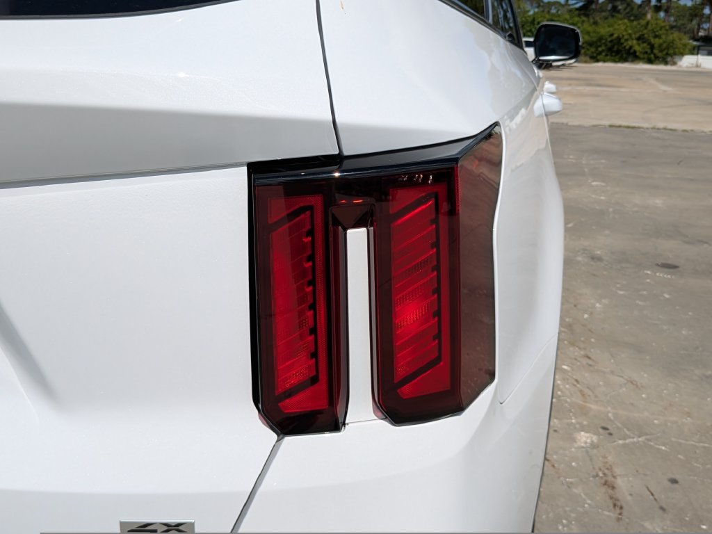 Certified 2026 Kia Sorento EX AWD/4WD image 11