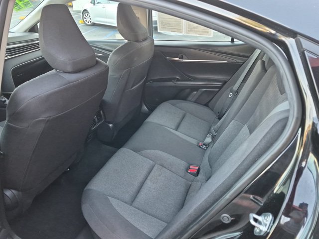 Used 2025 Toyota Camry LE FWD image 14