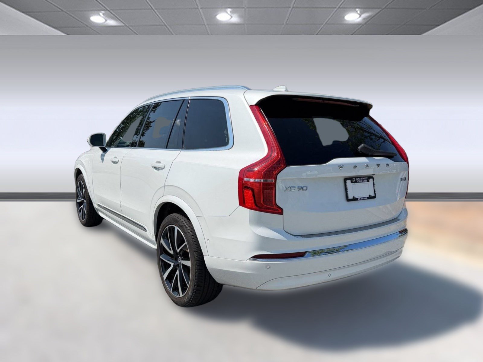 Certified 2023 Volvo XC90 B6 Plus w/ Protection Package Premier AWD/4WD image 3