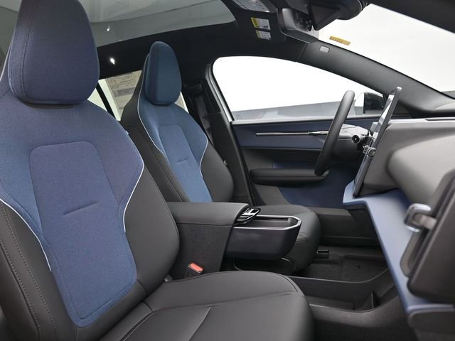 New 2026 Volvo EX30 Plus w/ Climate Package RWD image 29