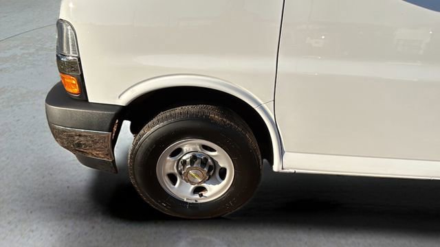 Used 2024 Chevrolet Express 3500 LT w/ LT Preferred Equipment Group image 29