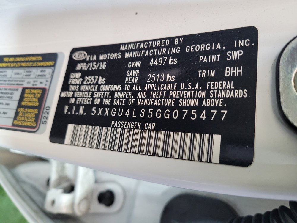 Used 2016 Kia Optima EX w/ Premium Package image 33