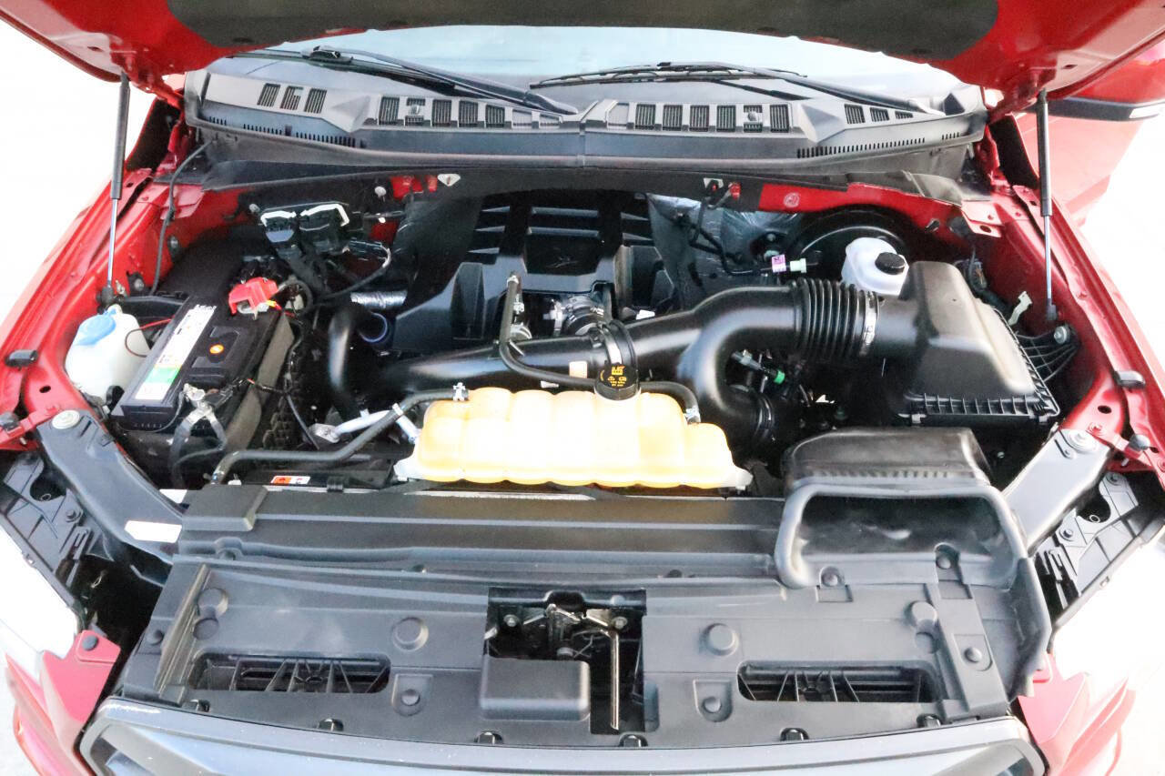 Used 2016 Ford F150 Lariat image 15