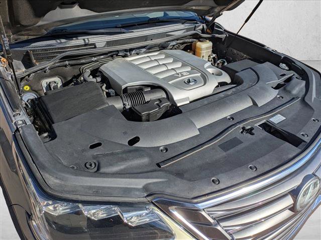 Used 2017 Lexus LX 570 4WD image 26