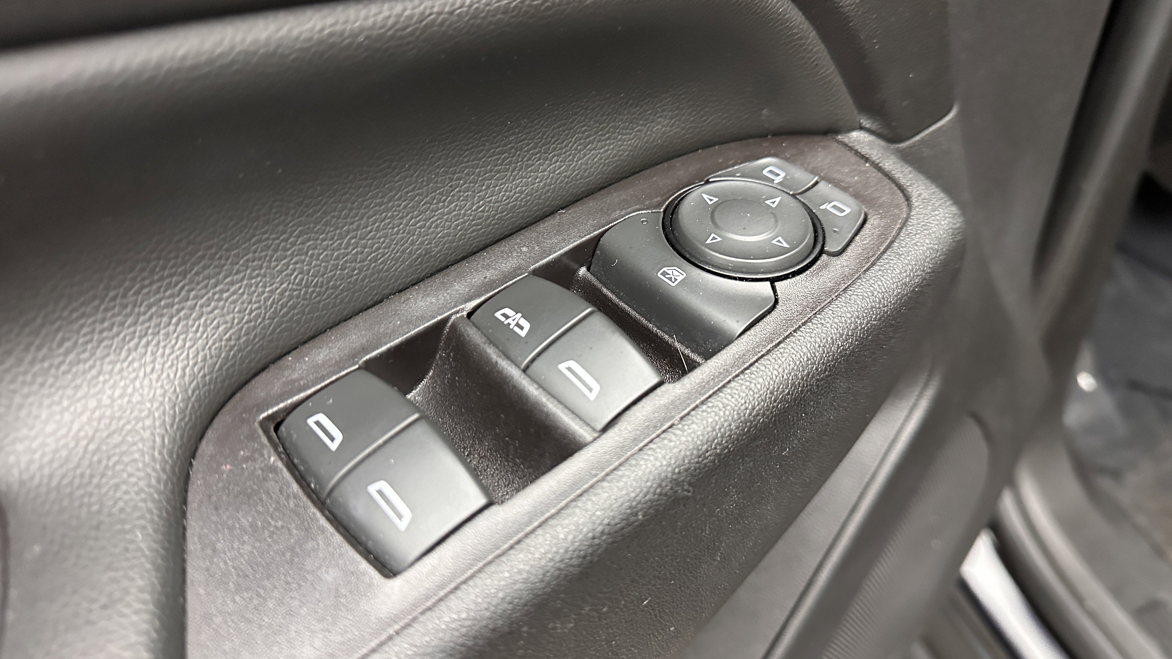 Used 2021 Chevrolet Equinox LT image 11