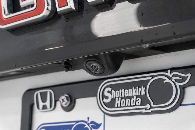 Used 2025 GMC Acadia Elevation image 14