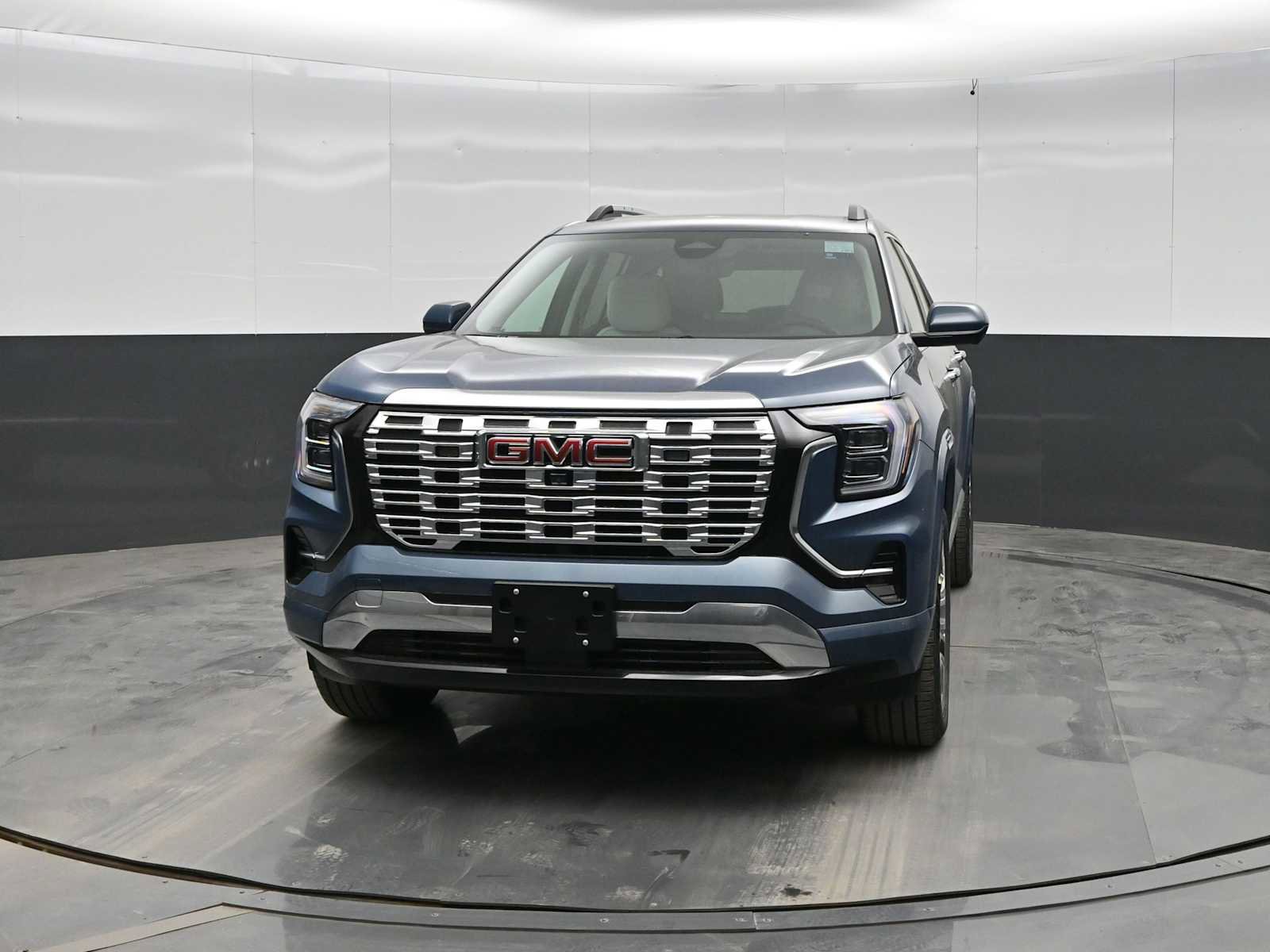 New 2026 GMC Terrain Denali AWD/4WD image 3