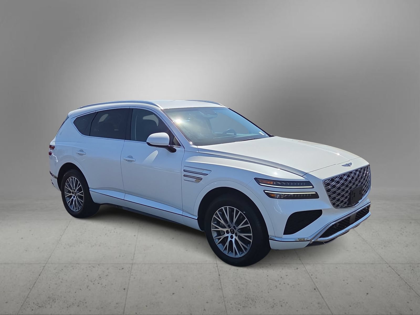 Certified 2025 Genesis GV80 2.5T Standard AWD/4WD image 2