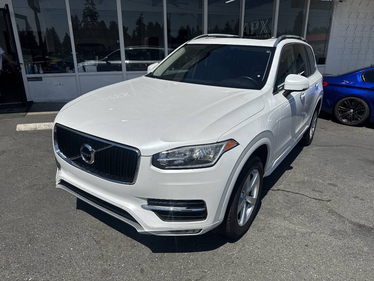 Used 2016 Volvo XC90 T5 Momentum