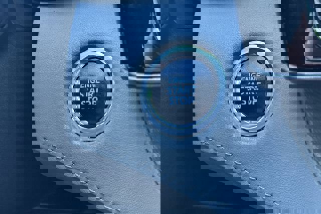 Used 2020 Toyota Highlander LE image 26