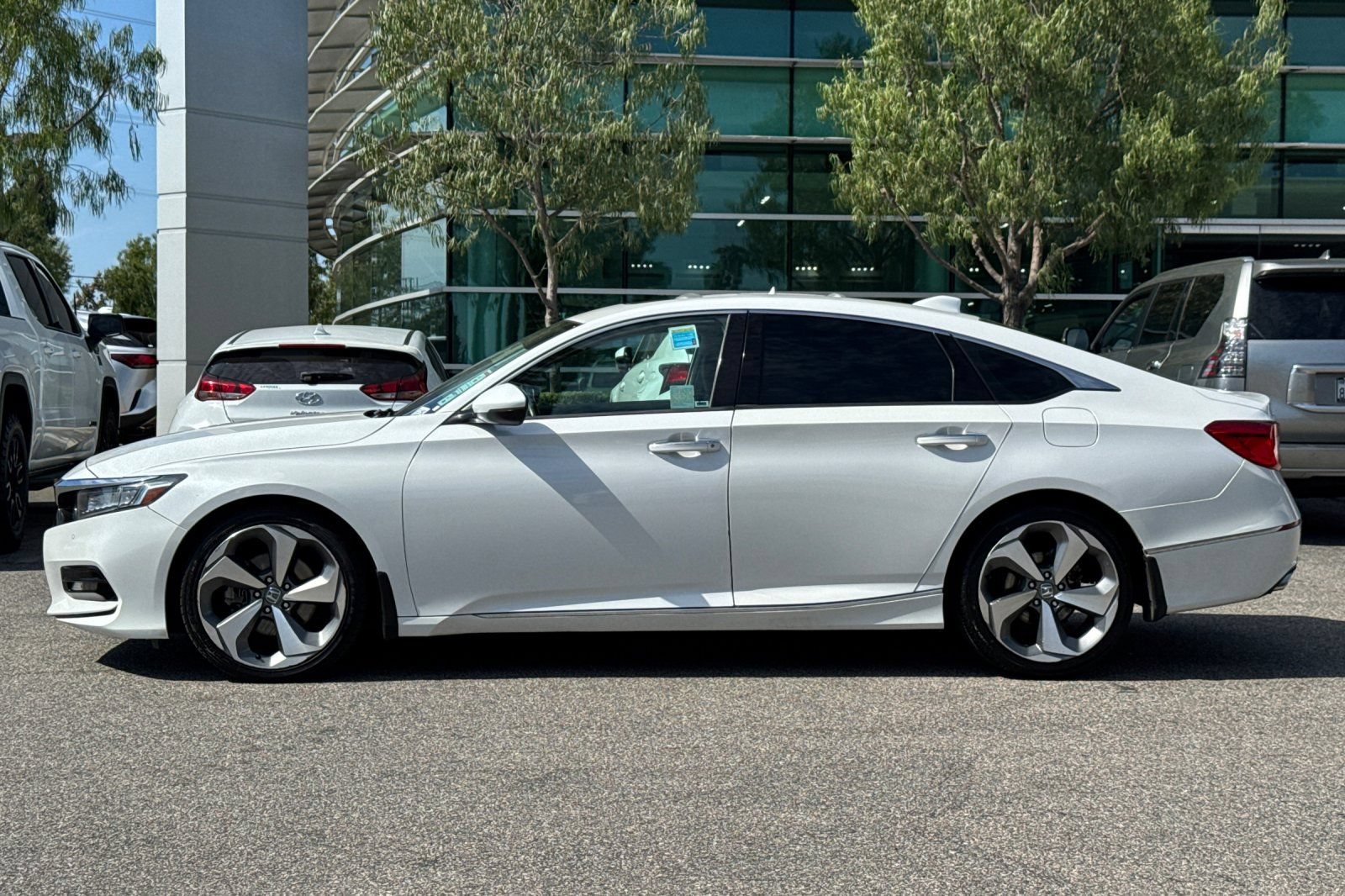 Certified 2020 Honda Accord Touring image 7