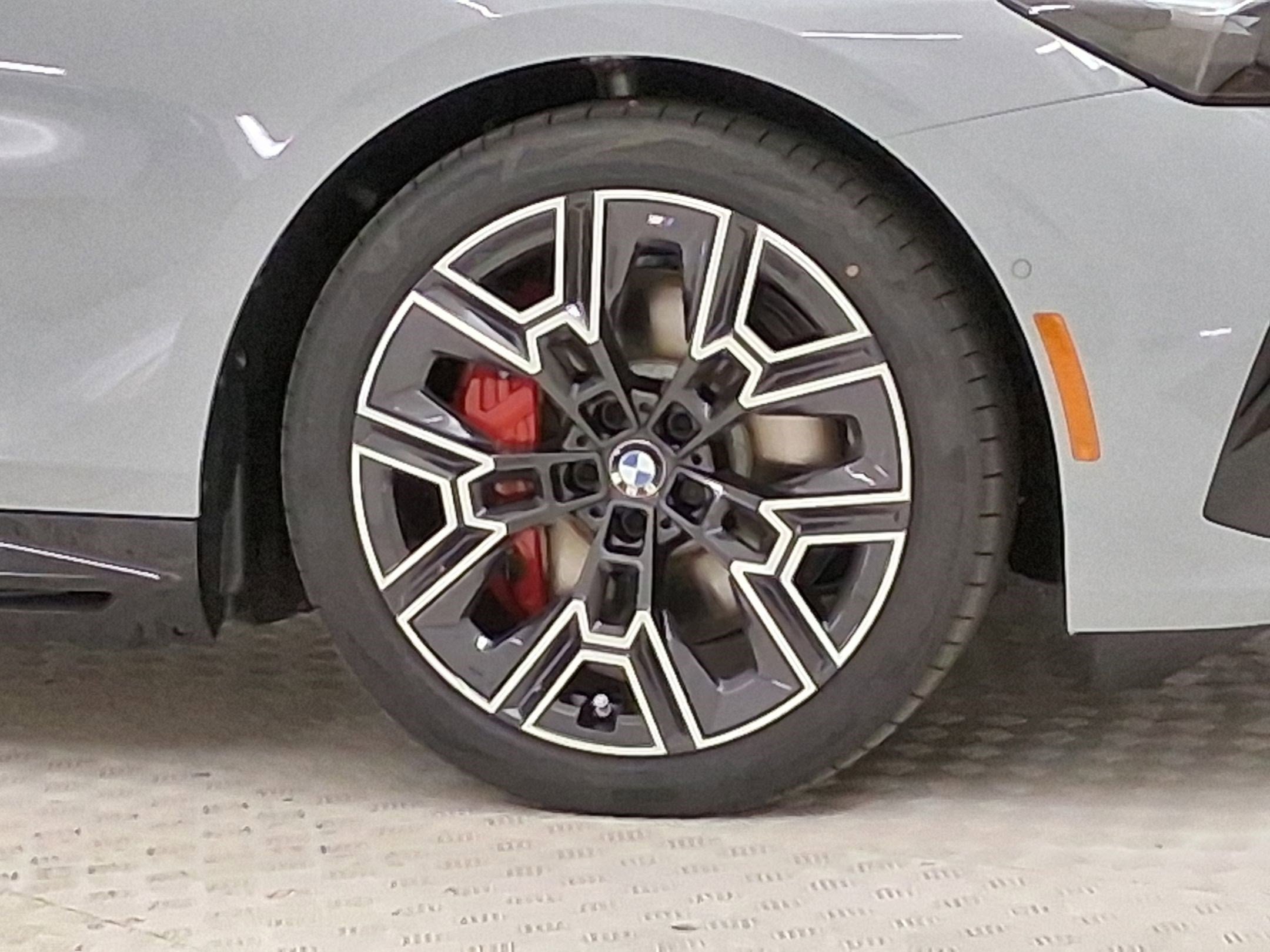 New 2026 BMW i5 eDrive40 w/ M Sport Package RWD image 10
