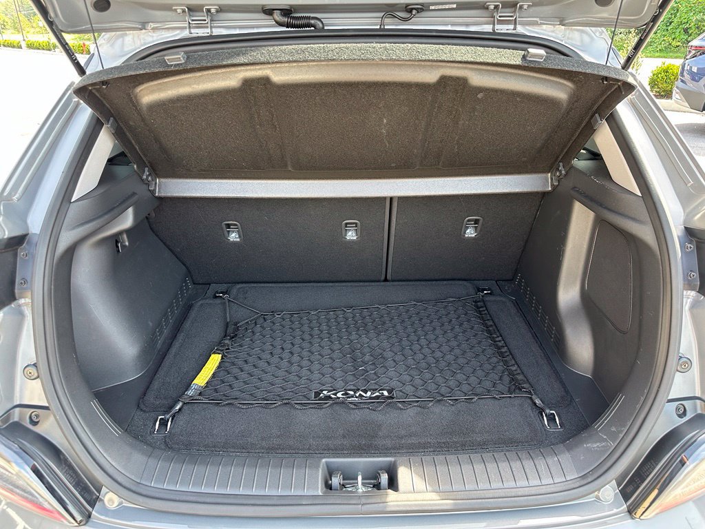 Used 2023 Hyundai Kona Limited FWD image 31