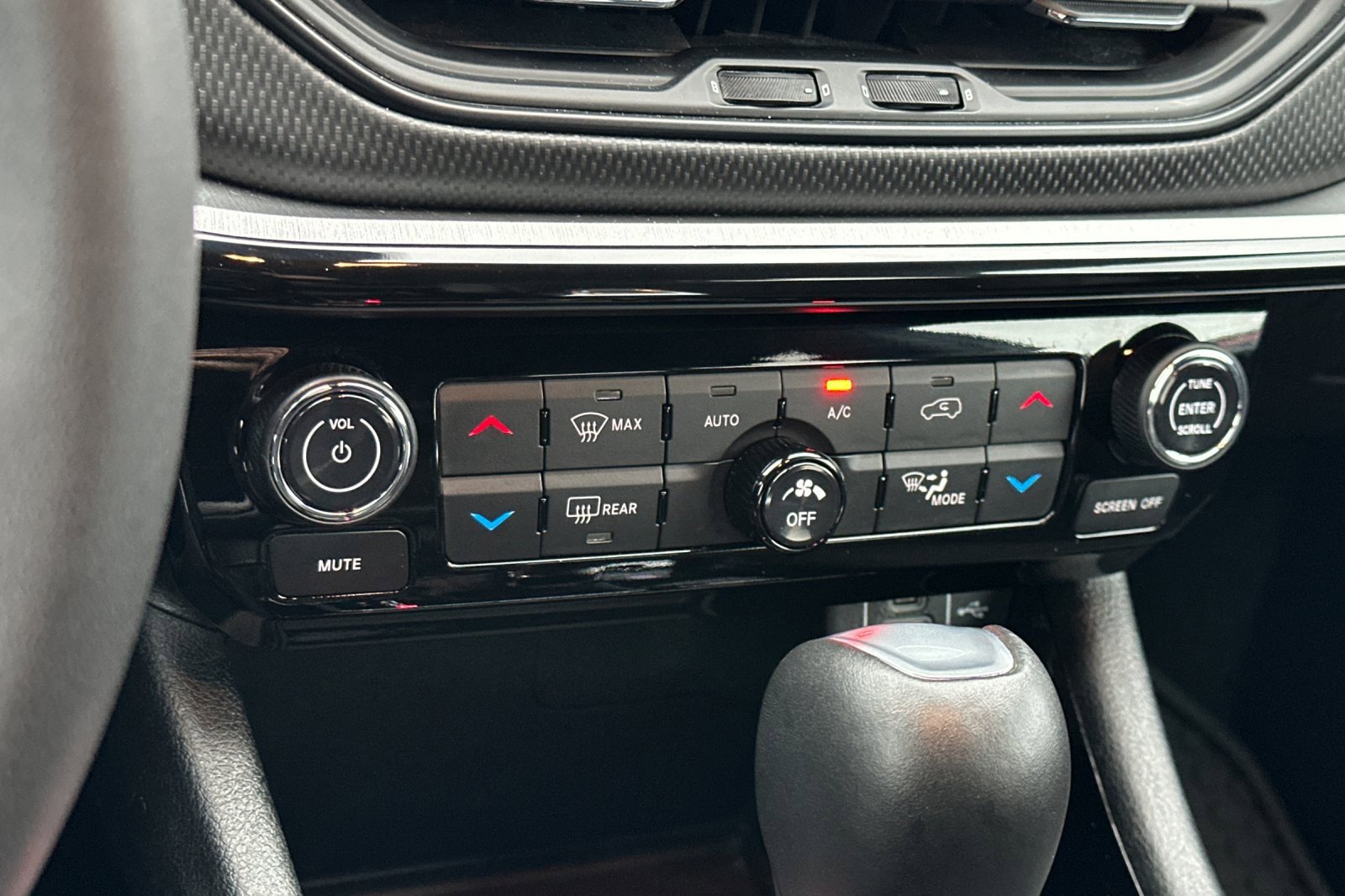 Used 2024 Jeep Compass Trailhawk image 22