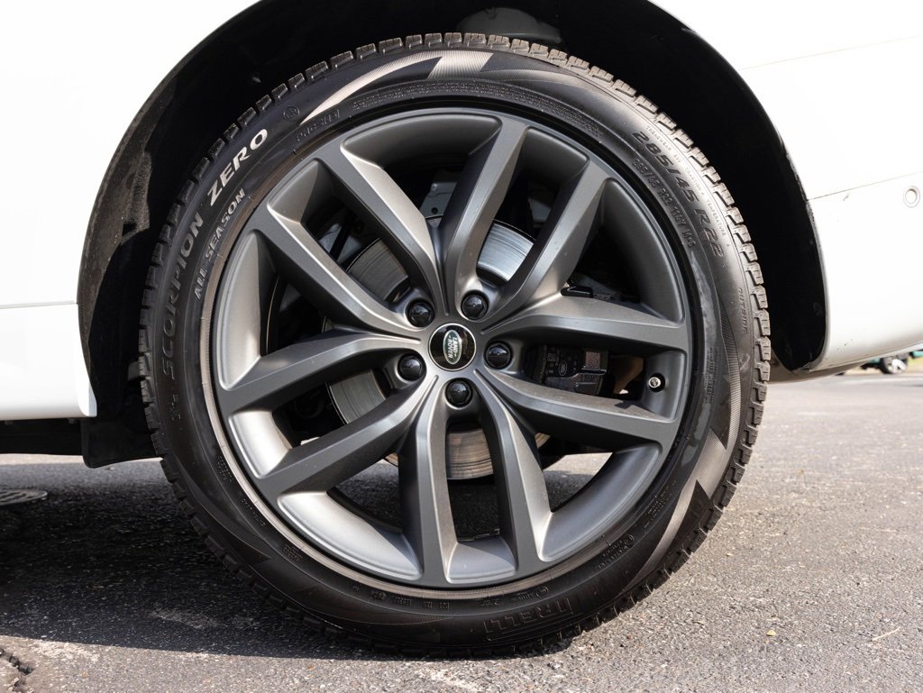 Used 2023 Land Rover Range Rover Sport SE Dynamic image 52