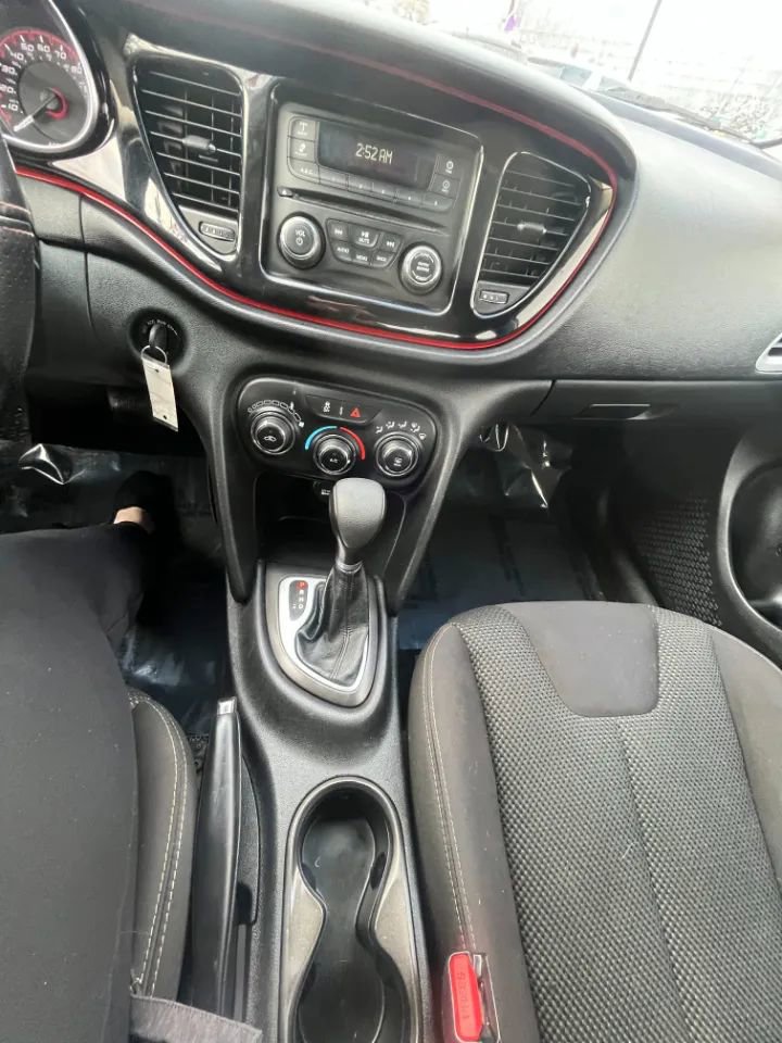 Used 2015 Dodge Dart SXT image 10