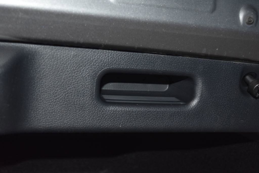 Certified 2020 Mercedes-Benz CLA 250 4MATIC image 33