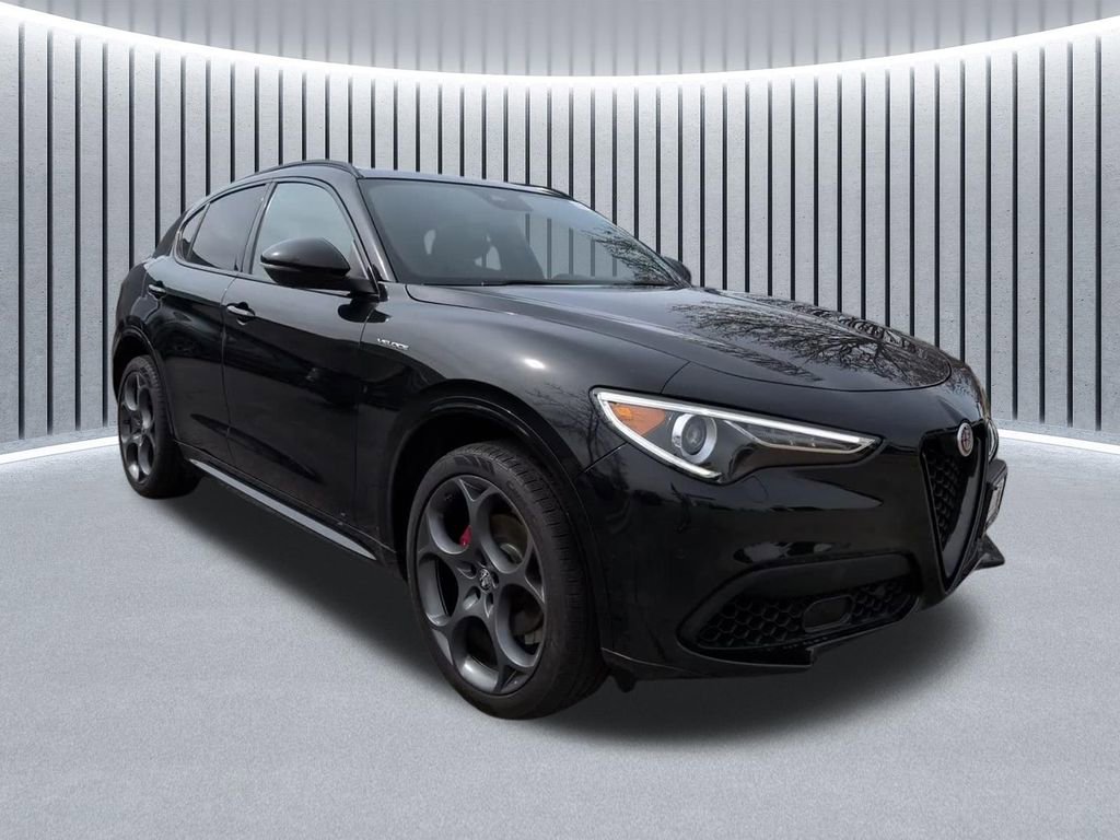 Used 2023 Alfa Romeo Stelvio Veloce