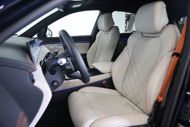New 2026 Genesis GV70 3.5T Sport Prestige AWD/4WD image 17