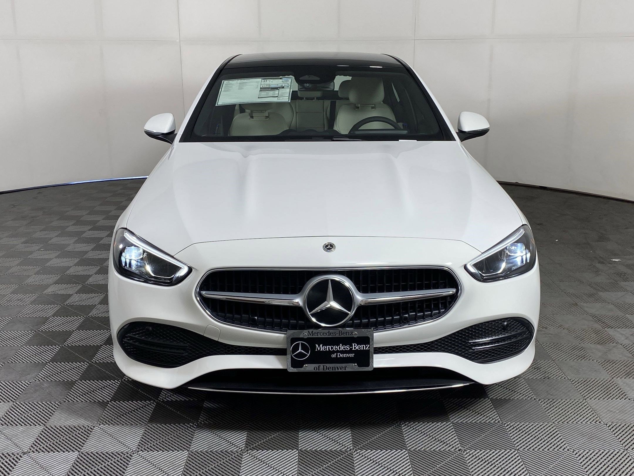 Used 2025 Mercedes-Benz C 300 4MATIC Sedan image 5