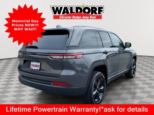 New 2025 Jeep Grand Cherokee 4WD image 3