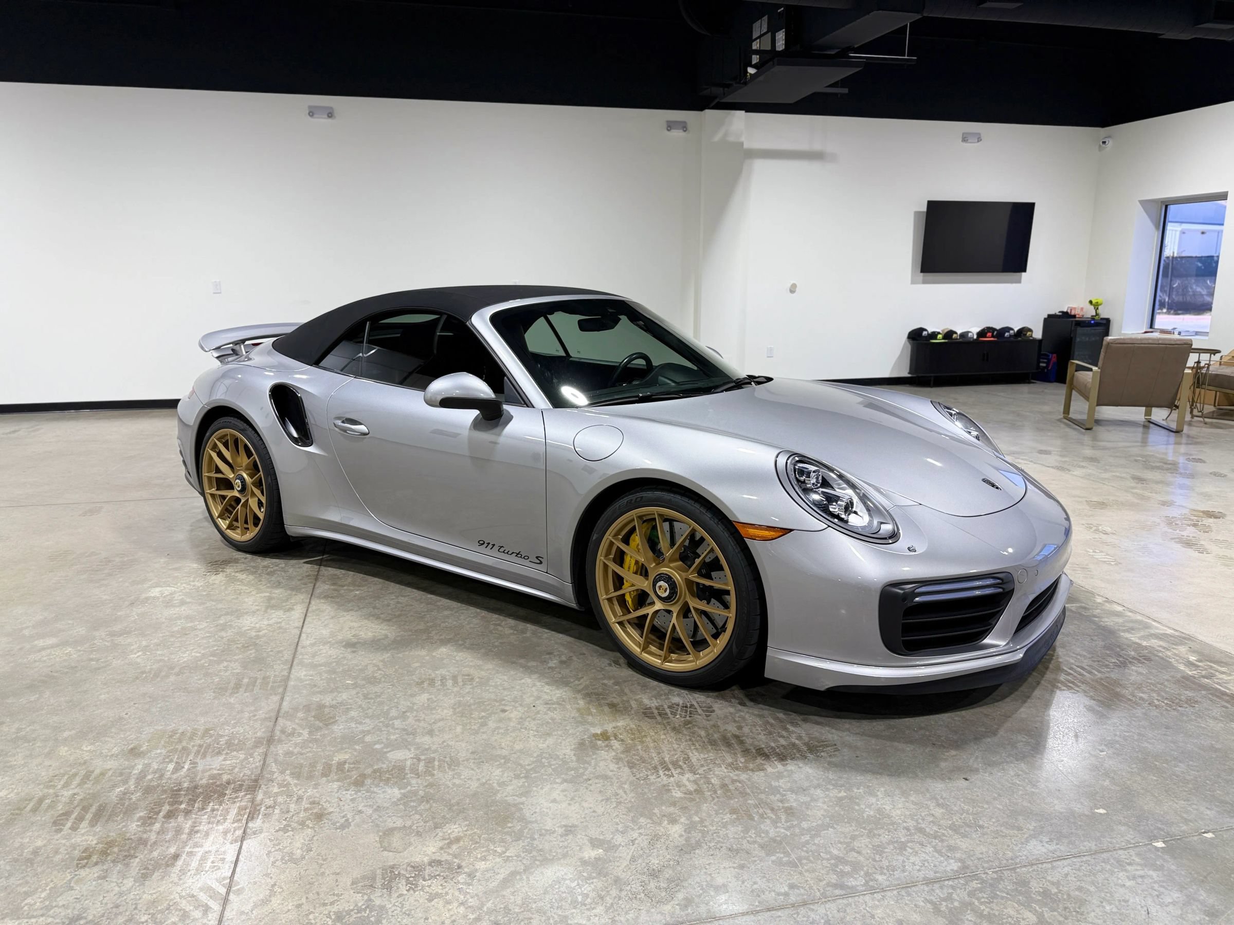 Used 2017 Porsche 911 Turbo S AWD/4WD image 48