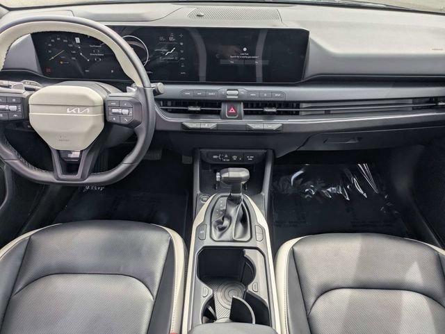 Used 2025 Kia K4 GT-Line w/ GT-Line Premium Package image 14
