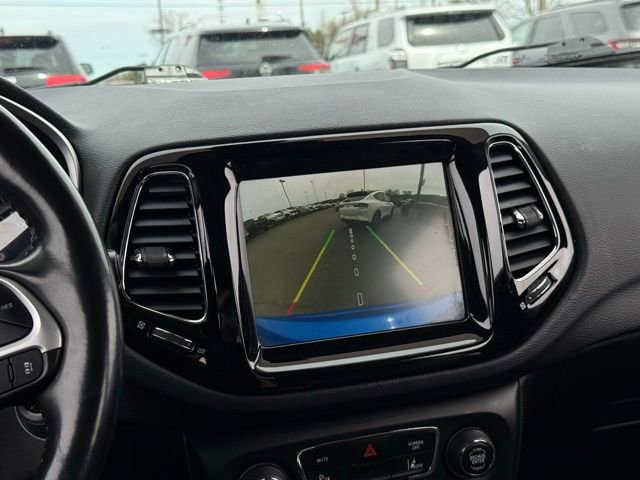 Used 2021 Jeep Compass Limited image 3