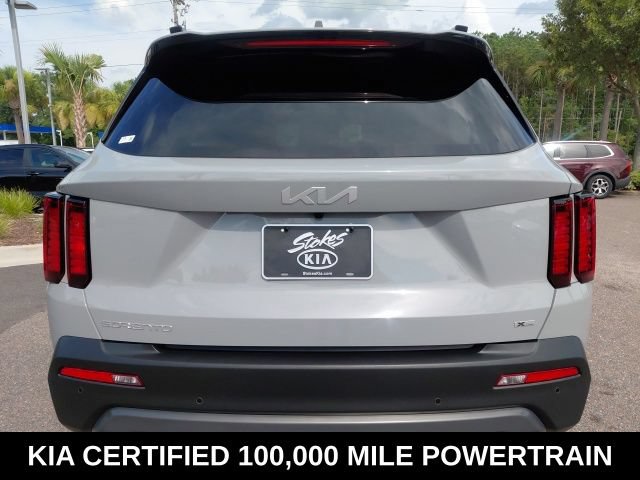 Certified 2023 Kia Sorento S w/ Panoramic Sunroof Package AWD/4WD image 6