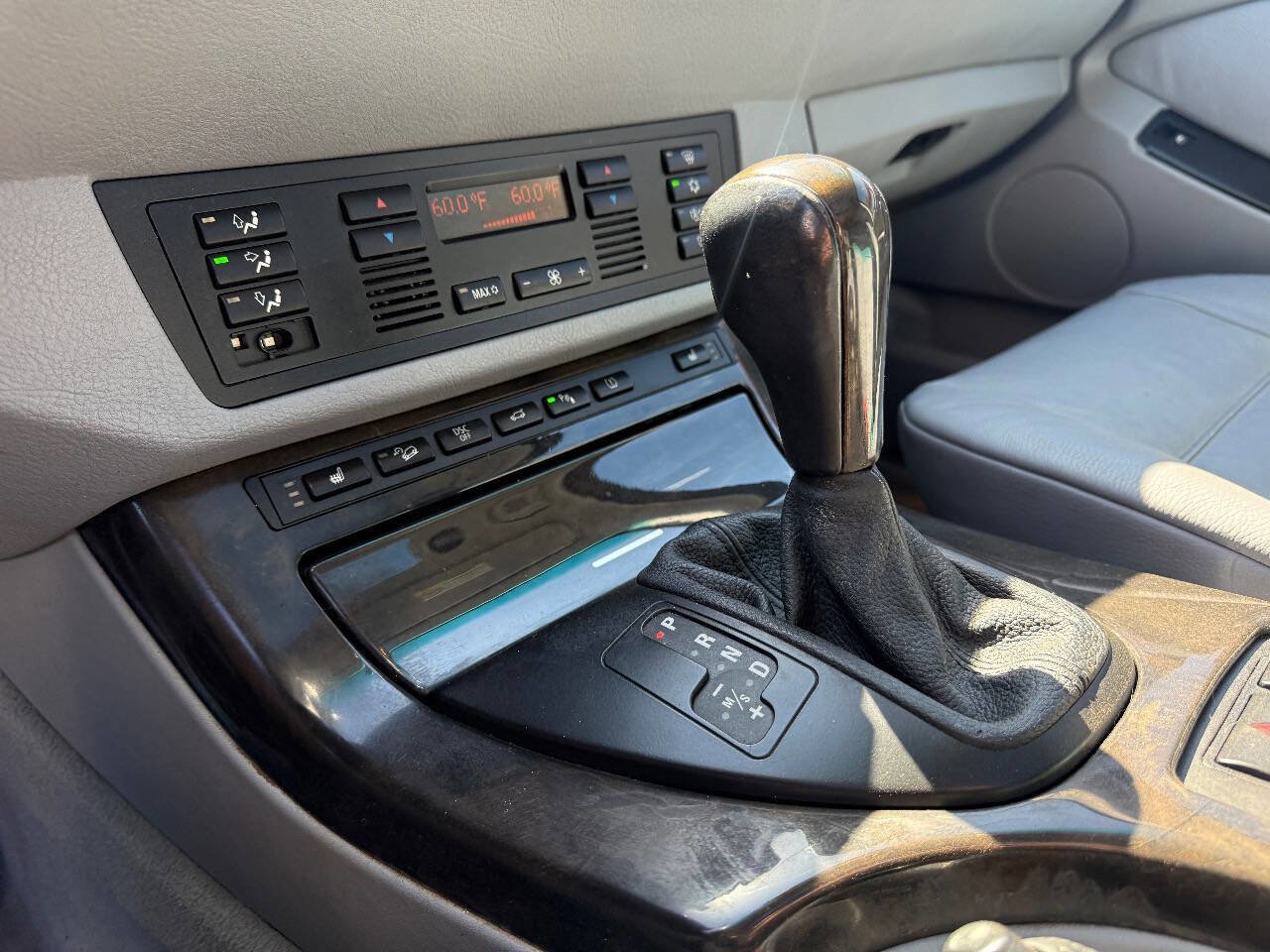 Used 2006 BMW X5 3.0i image 21