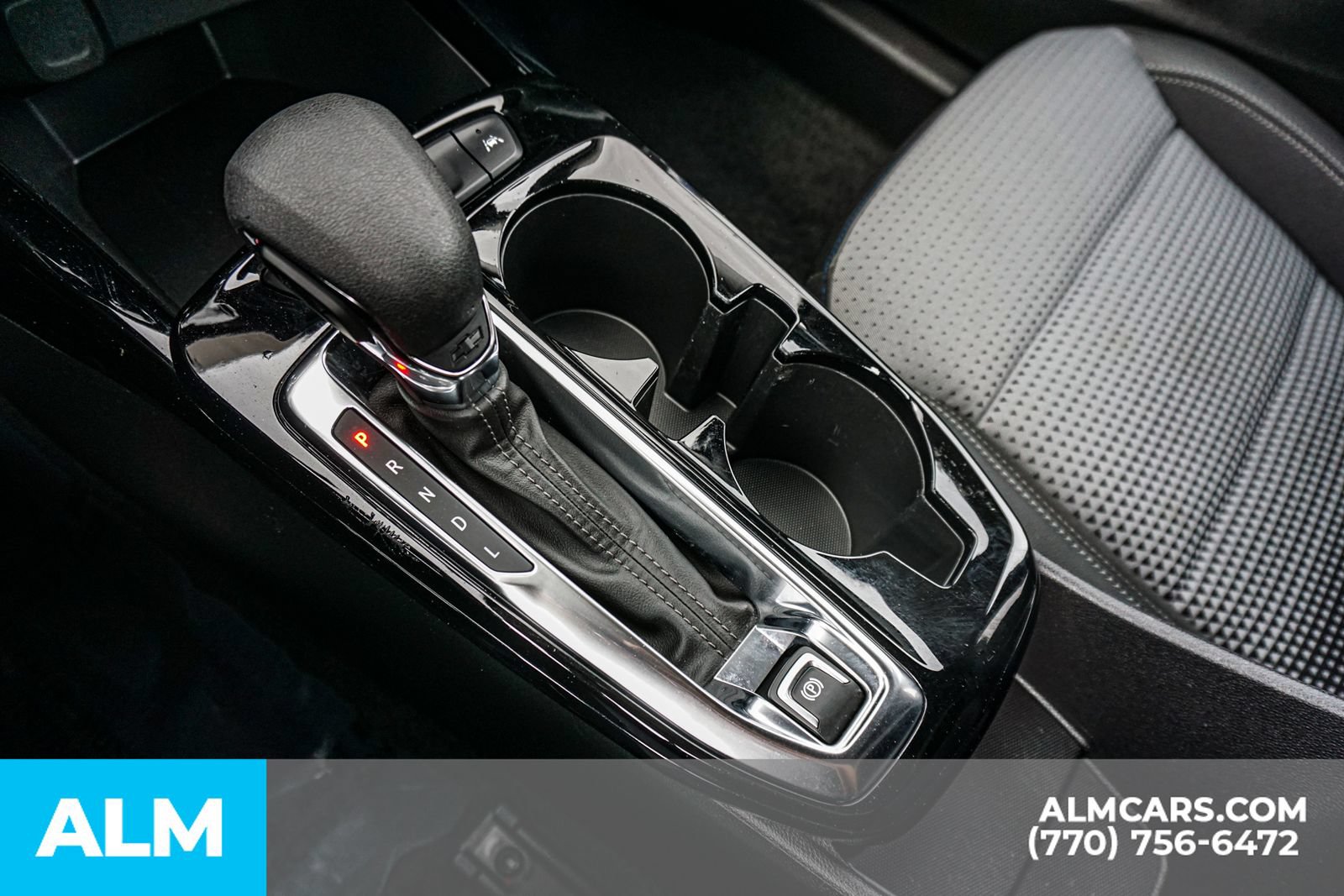 Used 2024 Chevrolet Trax LT w/ LT Convenience Package FWD image 45