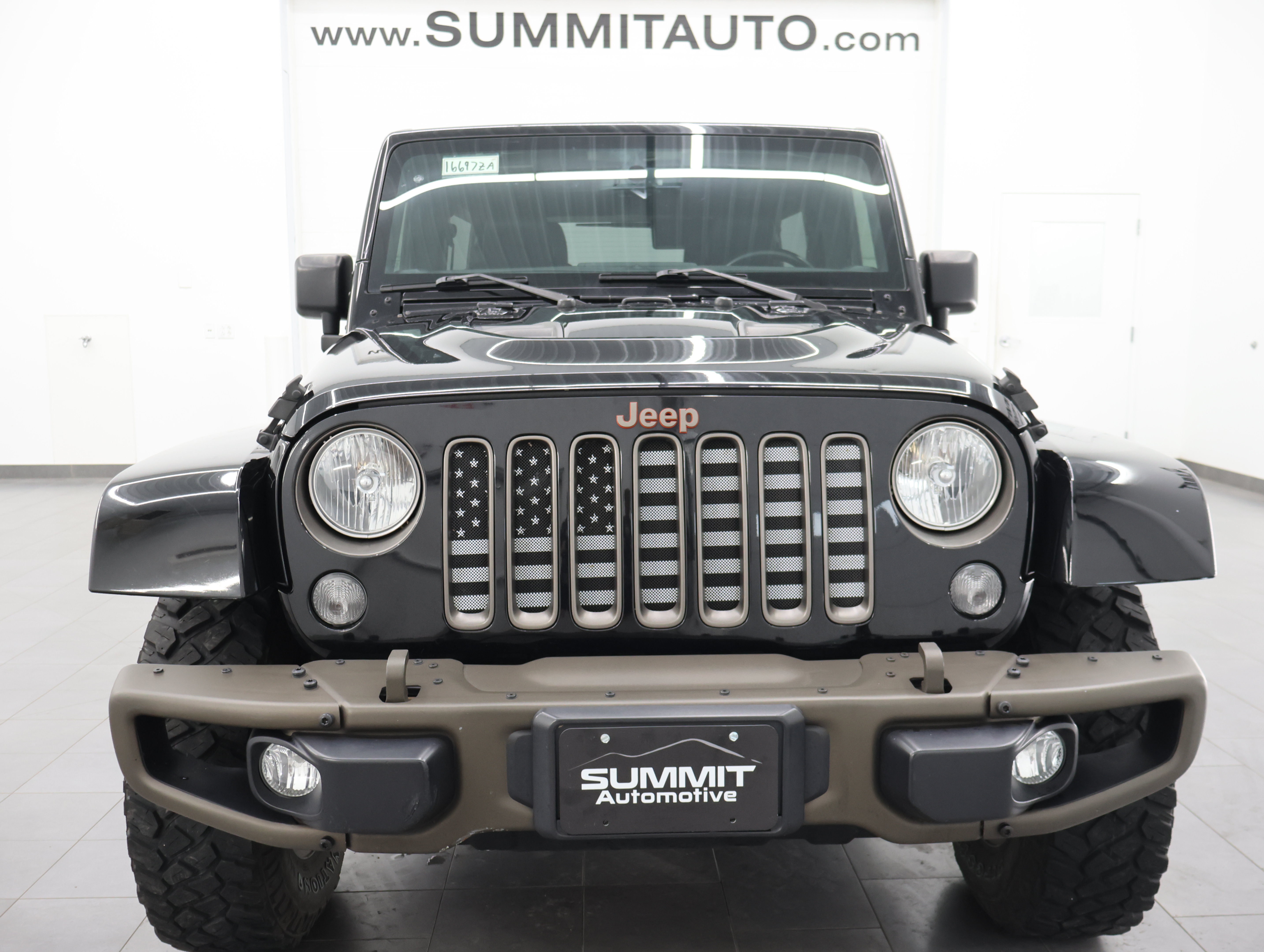 Used 2016 Jeep Wrangler Unlimited Sahara AWD/4WD image 19