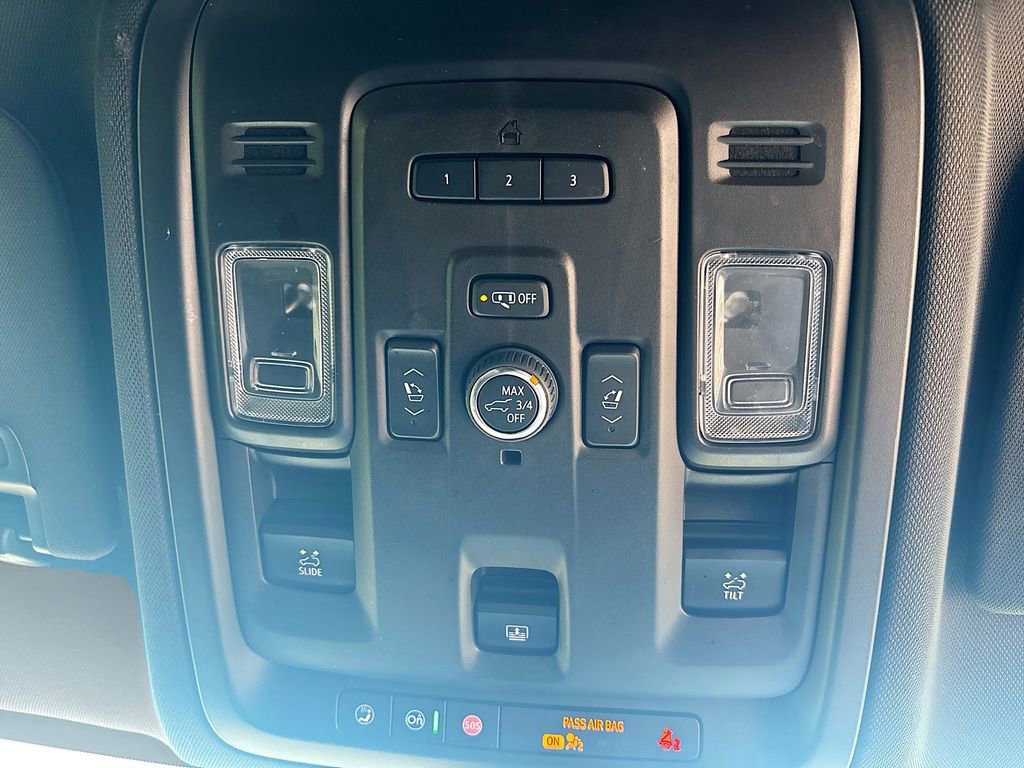 Used 2021 Chevrolet Tahoe High Country w/ Premium Package RWD image 33