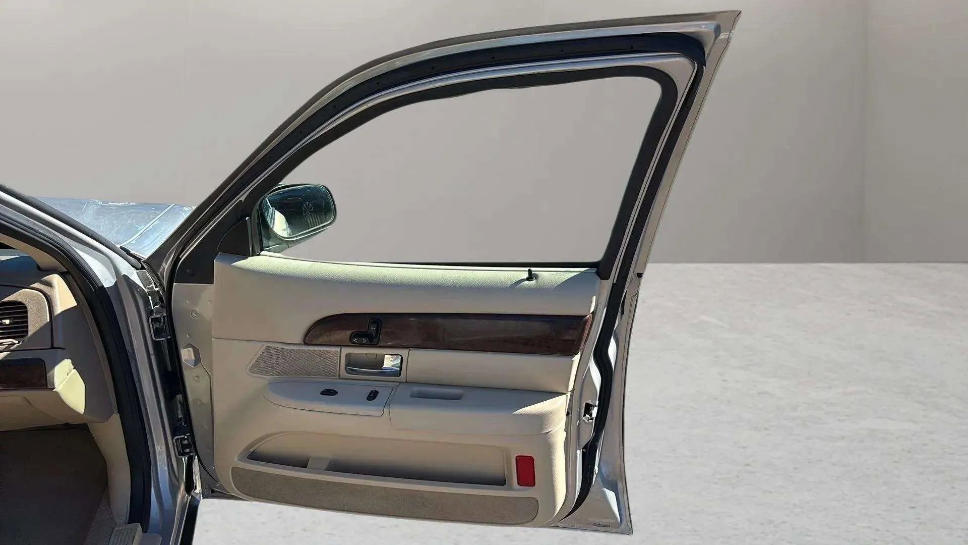 Used 2007 Mercury Grand Marquis LS image 22