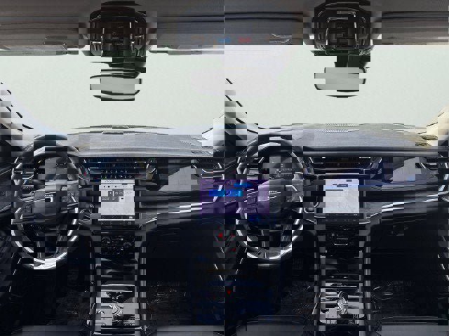 Used 2023 Jeep Grand Cherokee 4x4 image 19