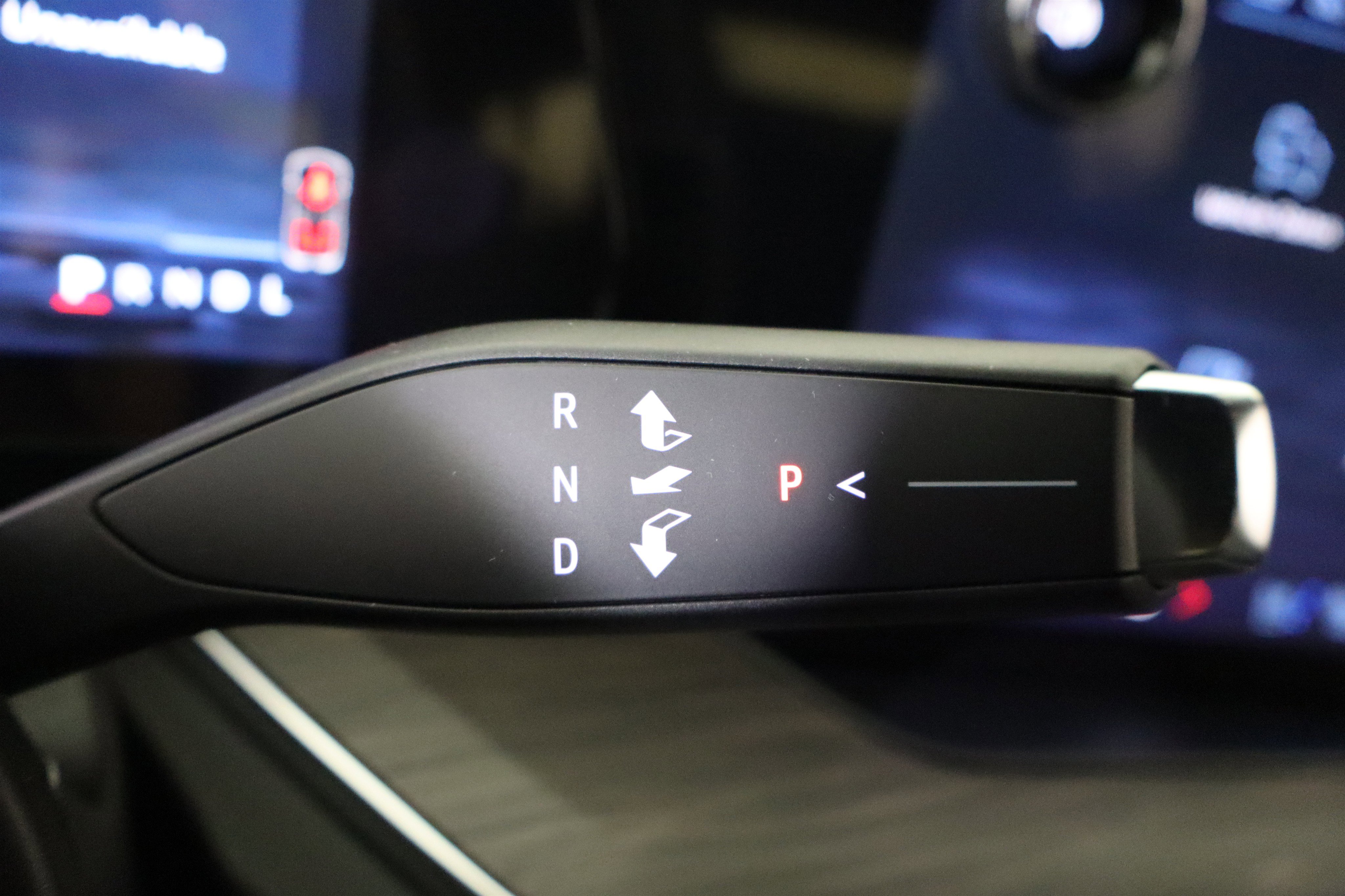 New 2025 Chevrolet Suburban Premier image 33