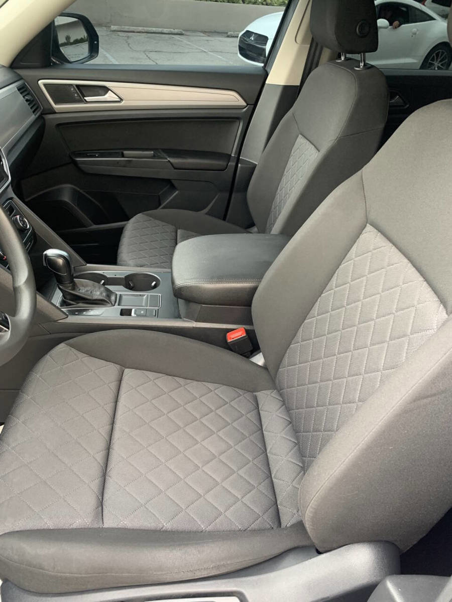Used 2018 Volkswagen Atlas Launch Edition FWD image 15
