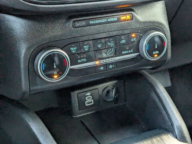 Used 2025 Ford Escape ST-Line image 22