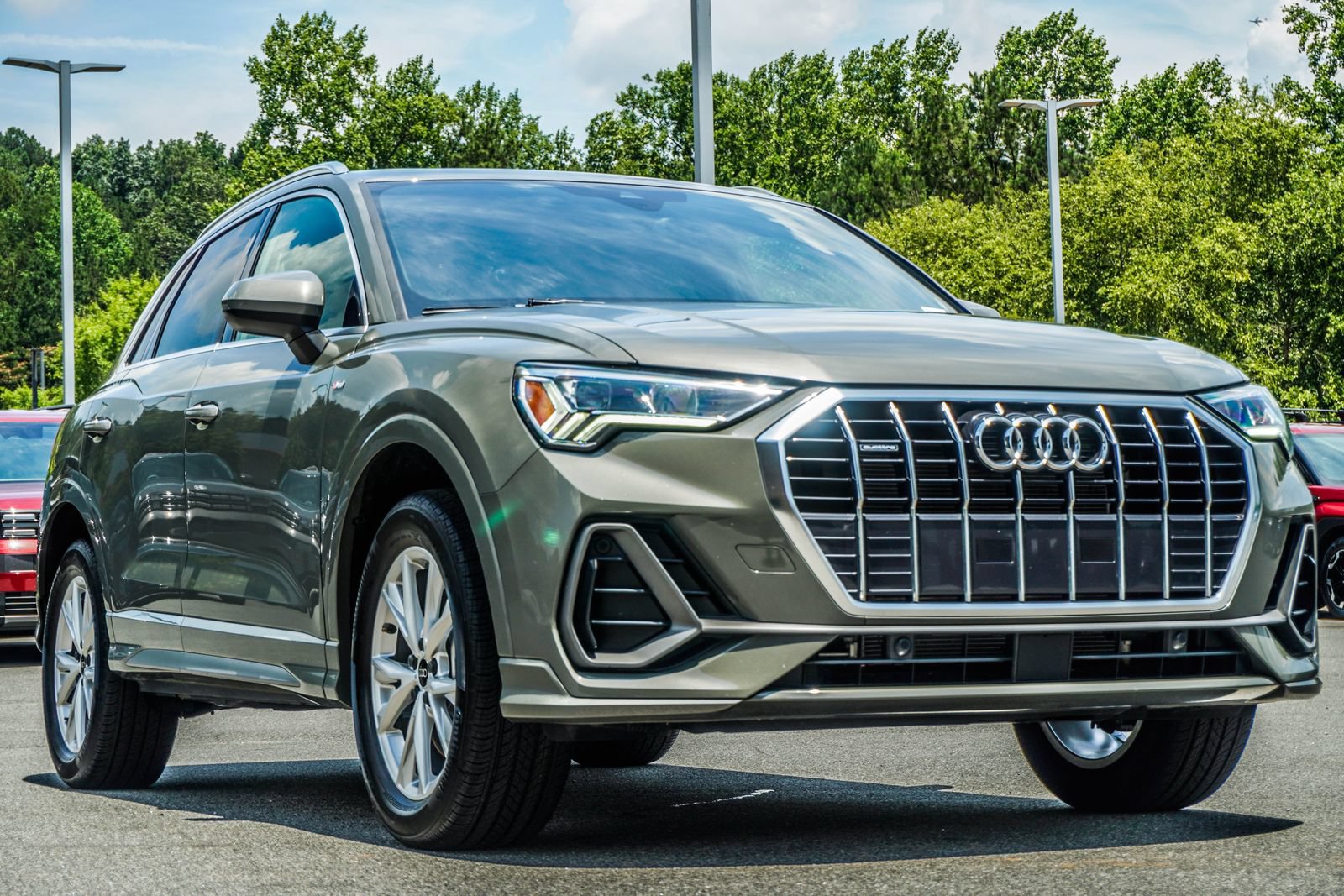 Used 2025 Audi Q3 2.0T Premium AWD/4WD image 6