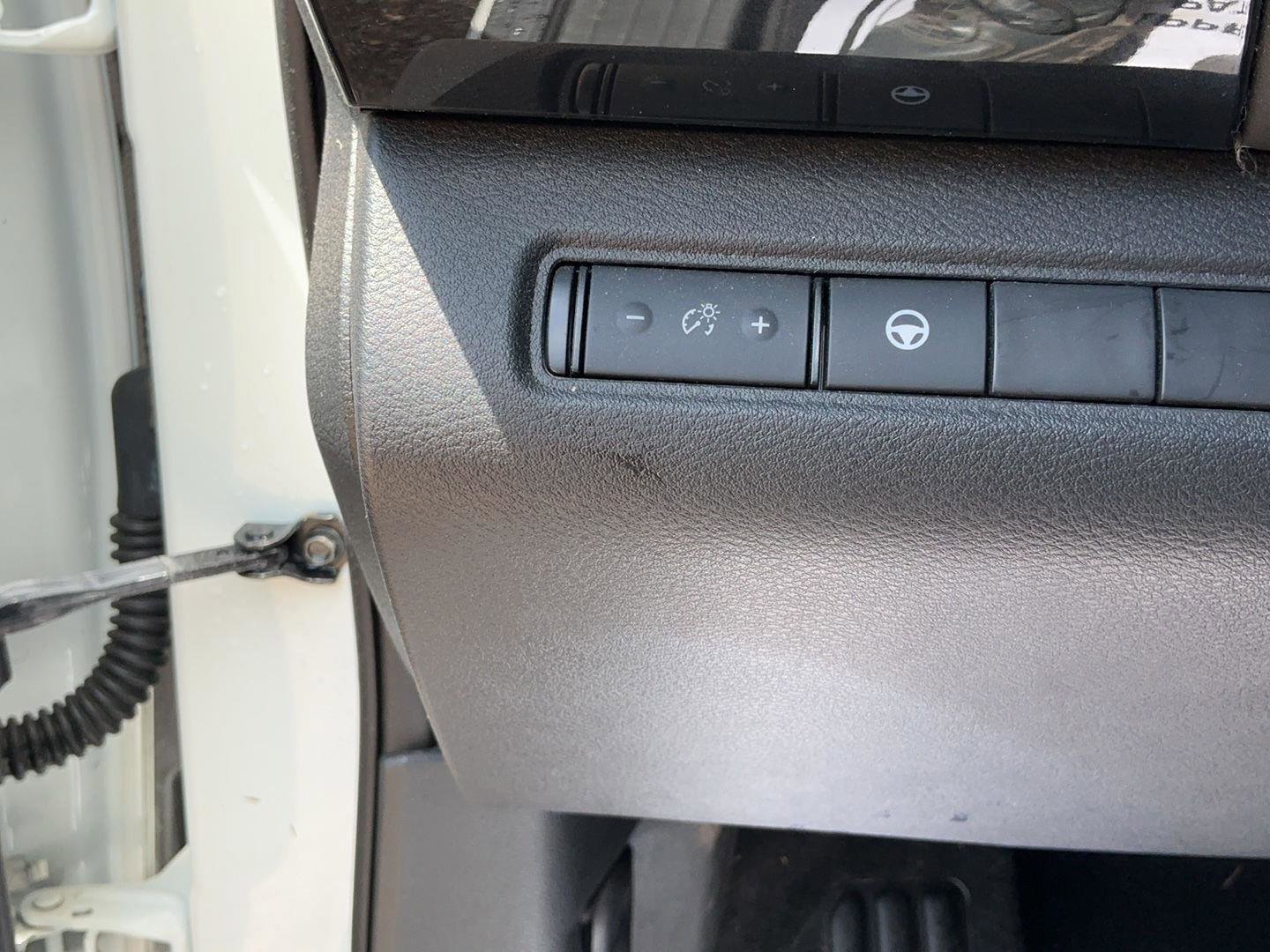 Used 2023 Nissan Pathfinder SV w/ Black Appearance Package FWD image 17