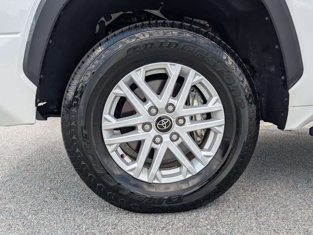 Used 2024 Toyota Tundra SR5 AWD/4WD image 8