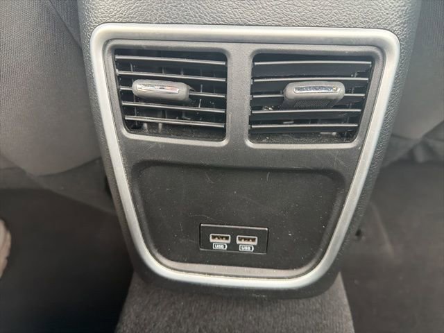 Used 2023 Dodge Charger SXT image 12