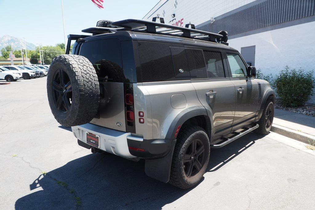 Used 2021 Land Rover Defender 110 SE AWD/4WD image 3