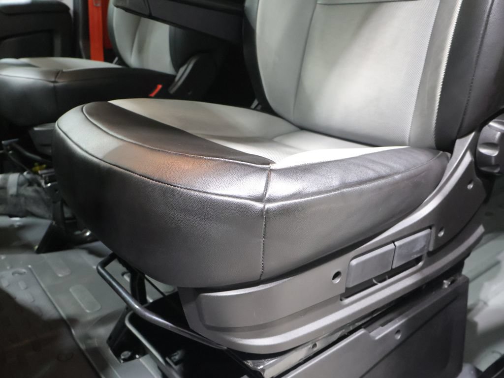 Used 2023 RAM ProMaster 3500 w/ Safety Group FWD image 12