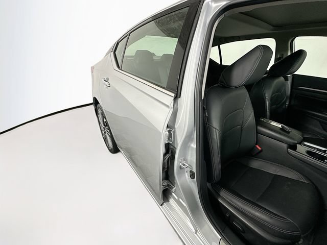 Used 2024 Nissan Altima 2.5 SL AWD/4WD image 28