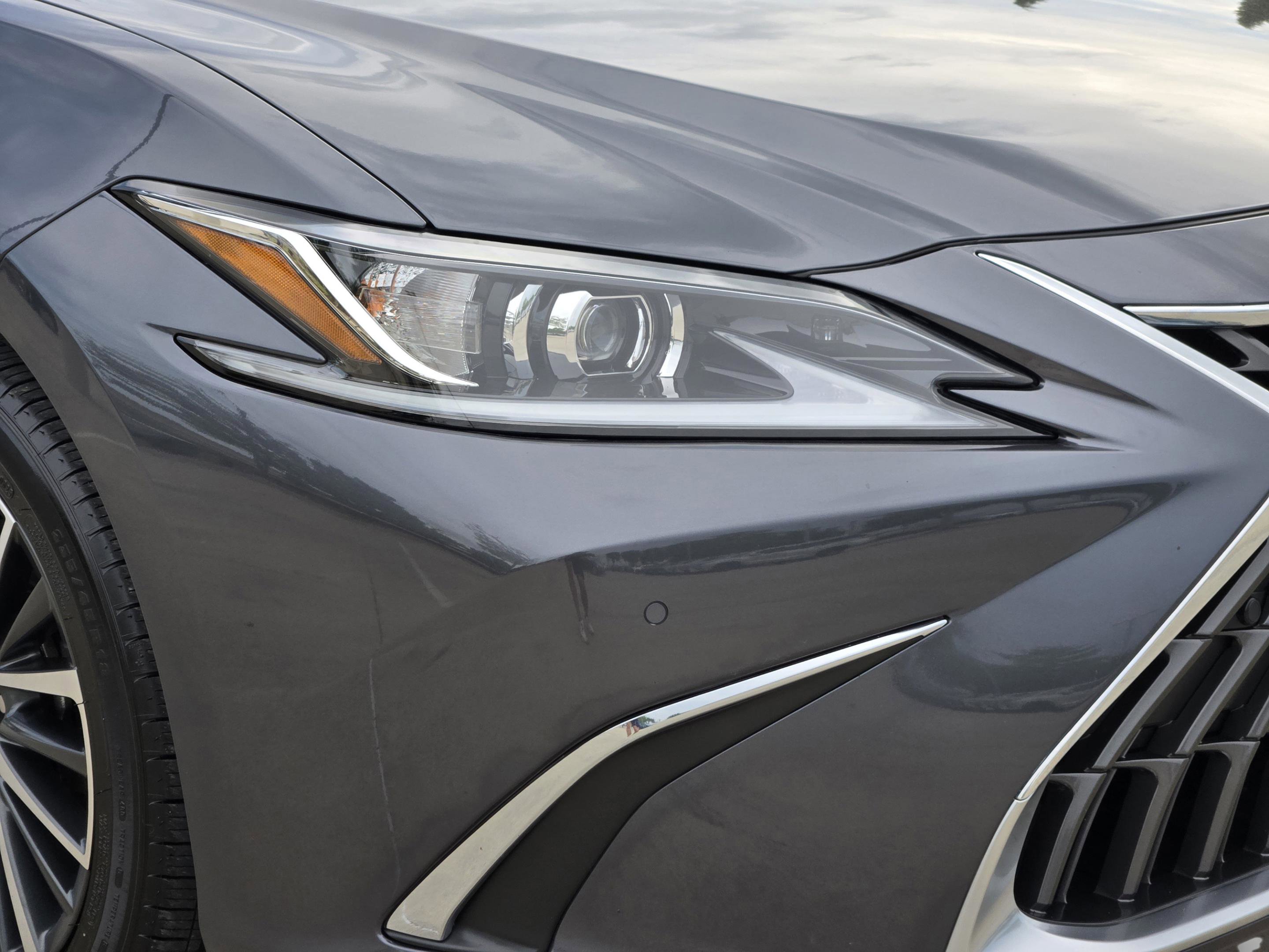 Used 2025 Lexus ES 350 Premium w/ Premium Package FWD image 37