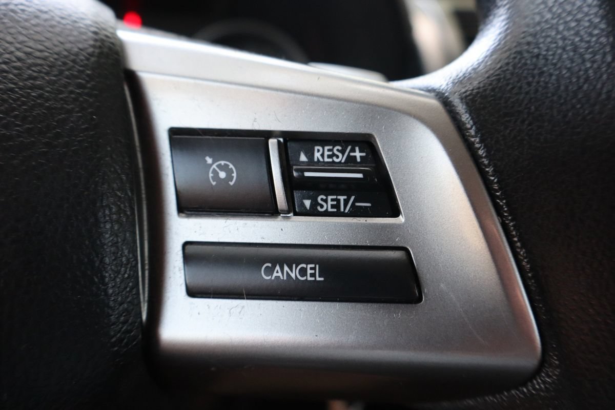 Used 2014 Subaru Crosstrek 2.0i Premium AWD/4WD image 30