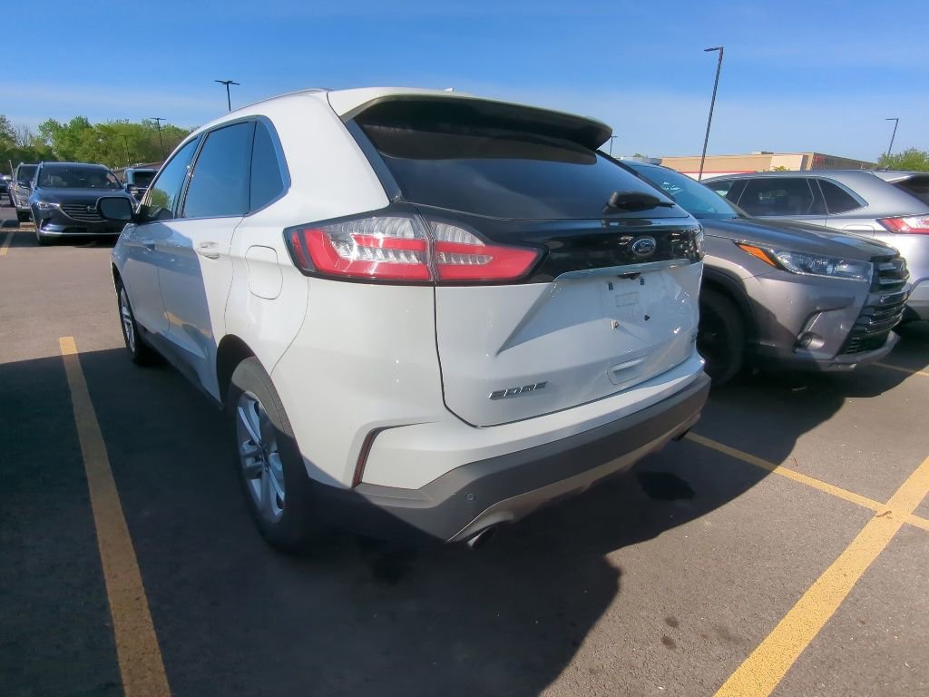Used 2020 Ford Edge SEL w/ Convenience Package AWD/4WD image 4