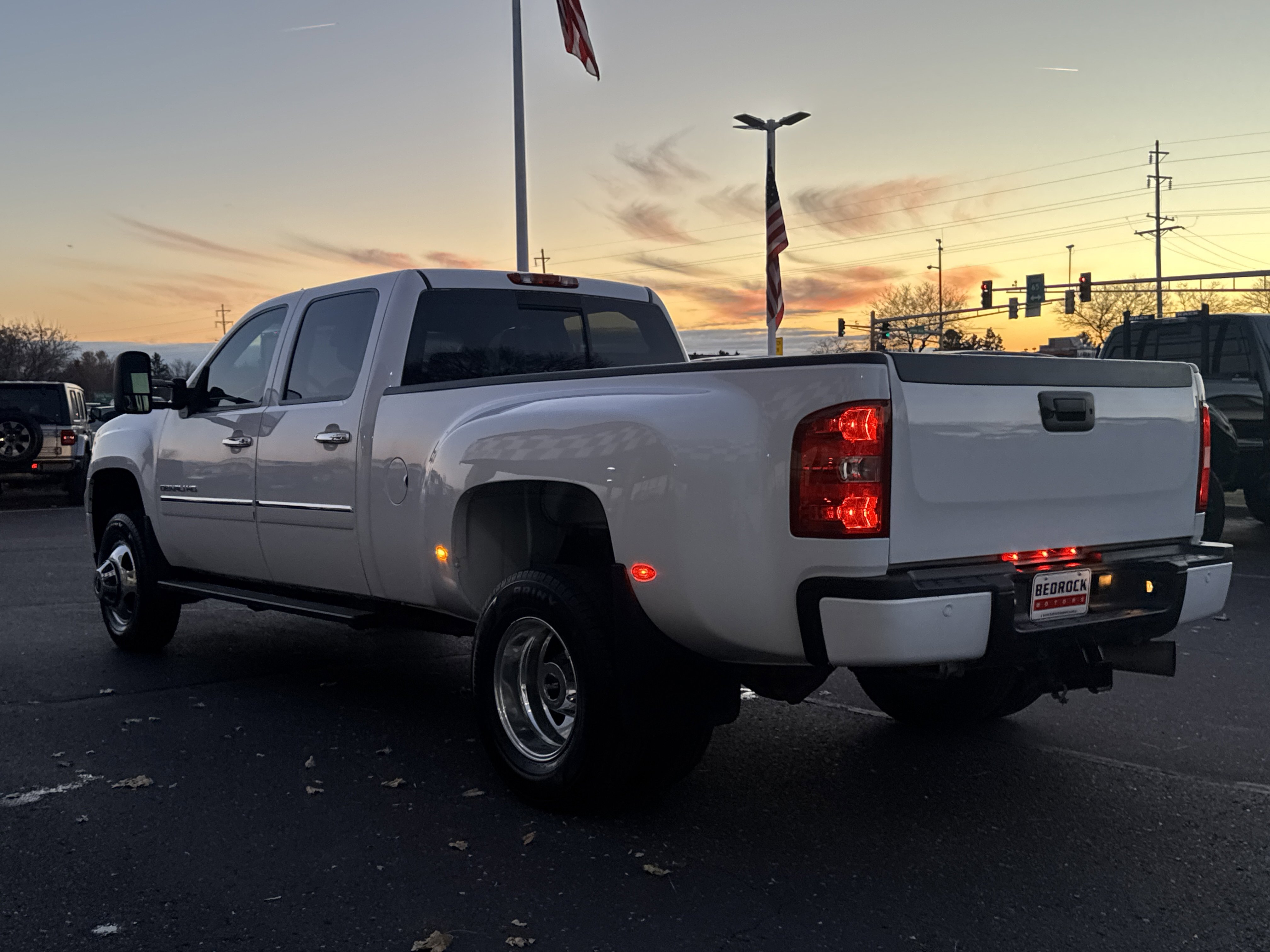 Used 2014 GMC Sierra 3500 Denali image 5