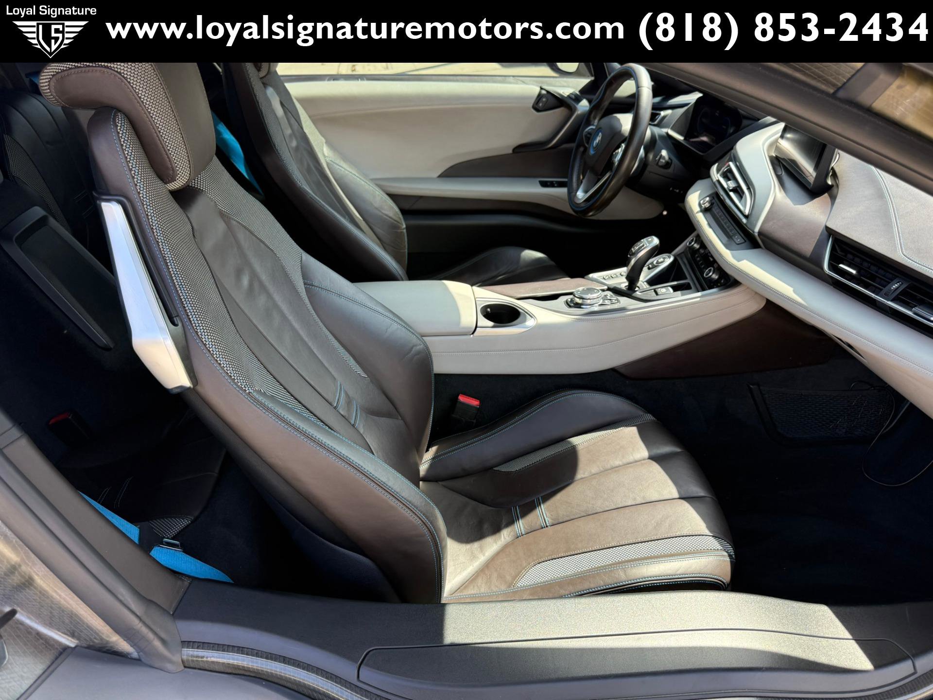 Used 2016 BMW i8 image 32